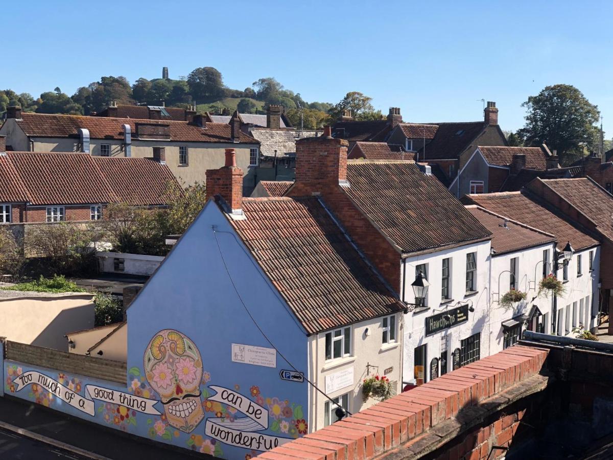 Glastonbury Secret Retreat - 1 Bd Split-Level Apt, Sleeps 3 エクステリア 写真