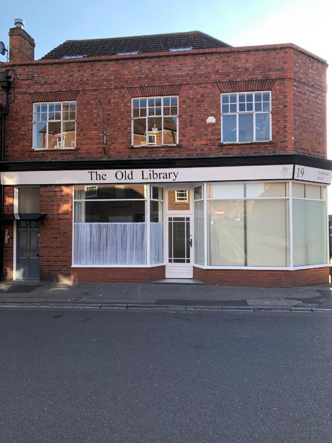 Glastonbury Secret Retreat - 1 Bd Split-Level Apt, Sleeps 3 エクステリア 写真